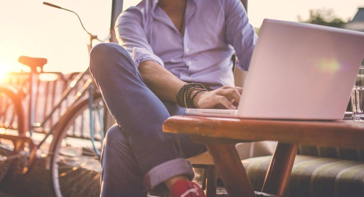 Material de trabajo y documentación de talleres